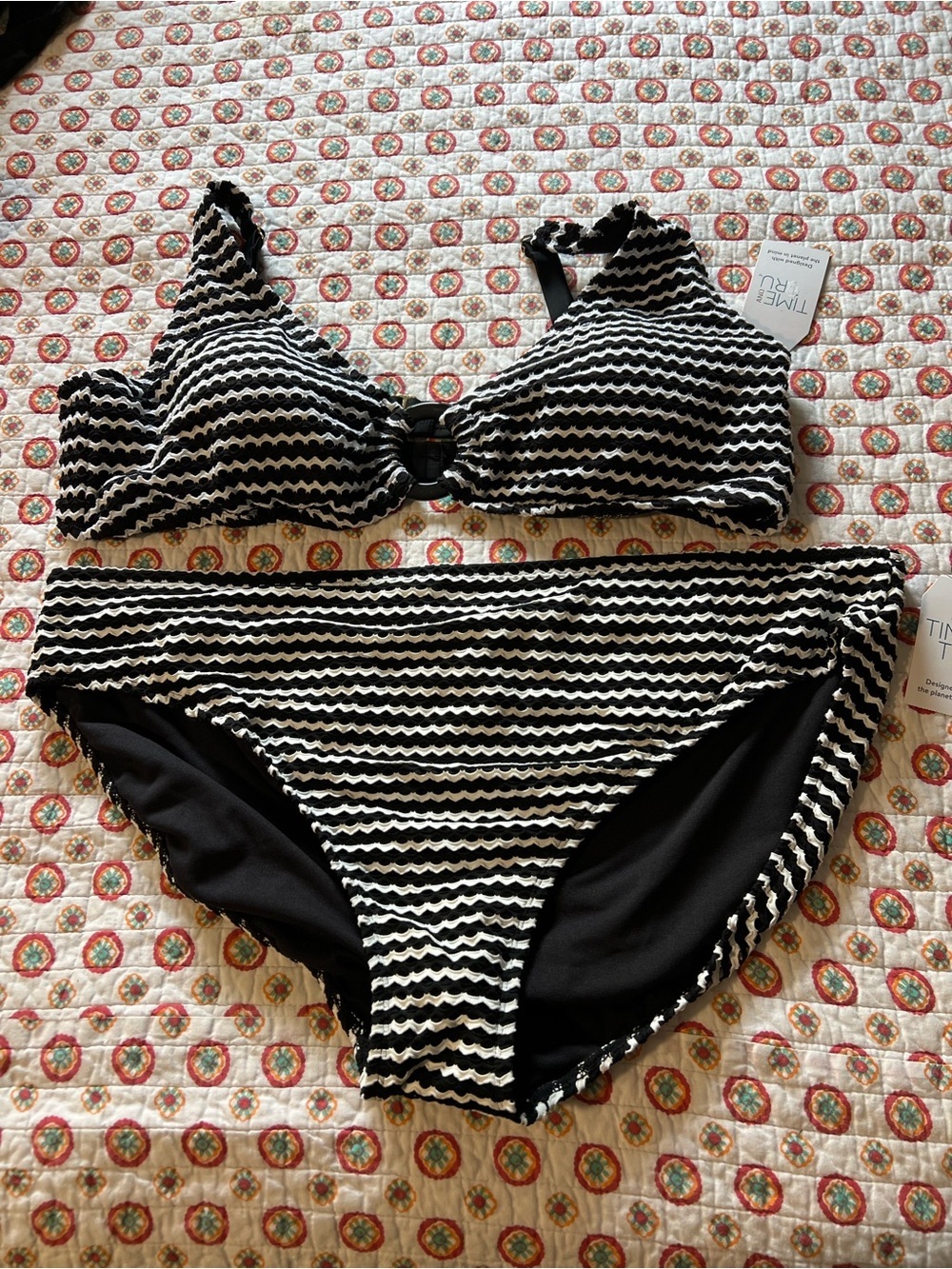 NWT Time & Tru Black White Ribbed Waves Bikini Mid Rise size 3XL